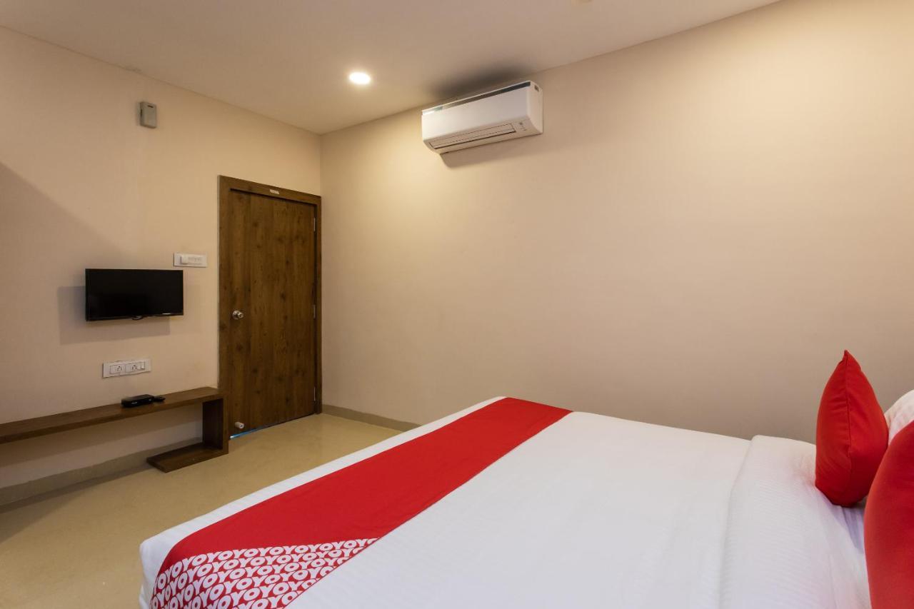Oyo 75956 Hotel Grand Rourkela Eksteriør billede